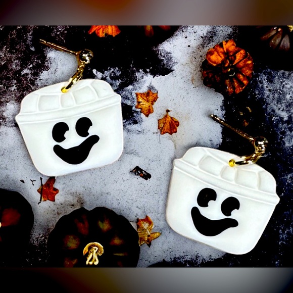 McDonald’s Happy Meal Ghost Bucket Polymer Clay Dangle Earrings - Picture 1 of 2